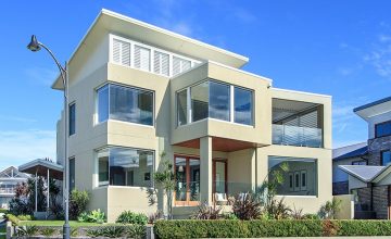 Garaban Court, Bulli