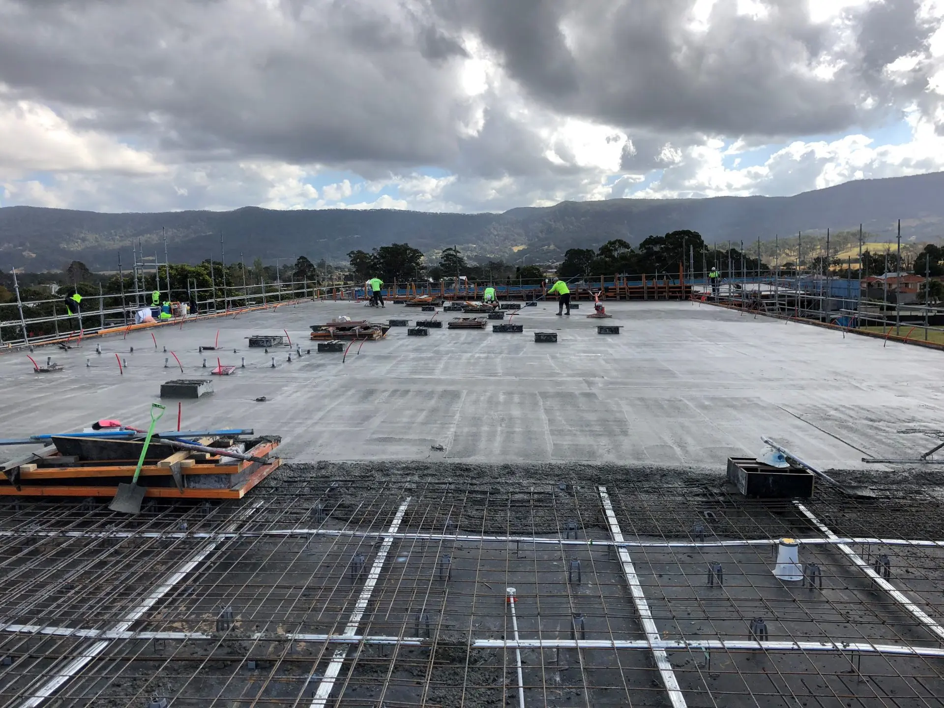 Dapto-Roof Pour